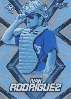 2017 Topps Fire - Blue Chip #129 Ivan Rodriguez Front