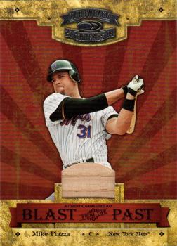 2004 Donruss Throwback Threads - Blast From the Past Material Bat #BP-18 Mike Piazza Front