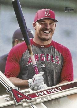 2017 Topps Update - 2017 Topps Base Set Variations #20 Mike Trout Front