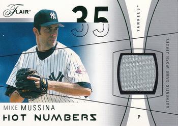 2004 Flair - Hot Numbers Game Used Green #HN-MM Mike Mussina Front