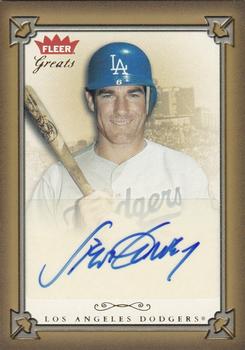 2004 Fleer Greats of the Game - Autographs #GBA-SG Steve Garvey Front
