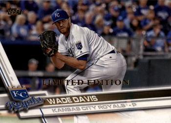 2017 Topps - Limited Edition #225 Wade Davis Front