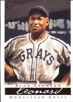 2003 Topps Gallery Hall of Fame #31 Buck Leonard Front