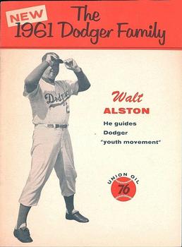 1961 Union Oil 76 Meet The Dodger Family Booklets #NNO Walter Alston Front
