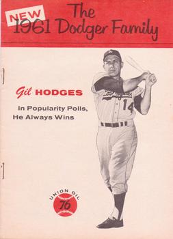1961 Union Oil 76 Meet The Dodger Family Booklets #NNO Gil Hodges Front