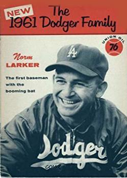 1961 Union Oil 76 Meet The Dodger Family Booklets #NNO Norm Larker Front