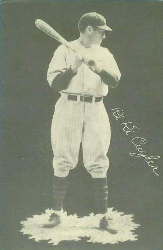1932 Chicago Cubs Black & White Photos #NNO Kiki Cuyler Front
