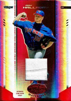 2004 Leaf Certified Materials - Mirror Fabric Red #165 Roy Halladay Front