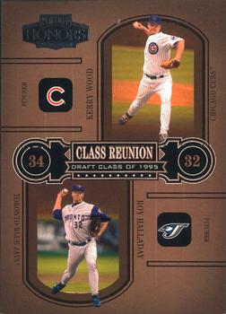 2004 Playoff Honors - Class Reunion #CR-16 Kerry Wood / Roy Halladay Front