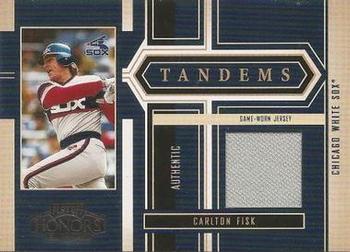 2004 Playoff Honors - Tandem Material #T-4 Carlton Fisk / Ivan Rodriguez Front