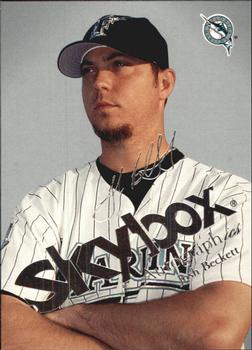 2004 SkyBox Autographics - Insignia #55 Josh Beckett Front