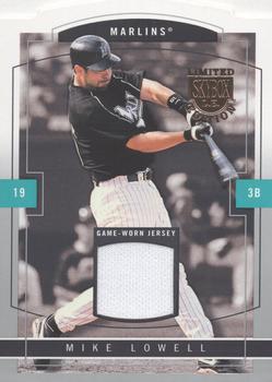 2004 SkyBox LE - Jersey Proof Silver #23 Mike Lowell Front