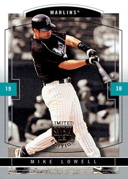 2004 SkyBox LE - Retail #60 Mike Lowell Front