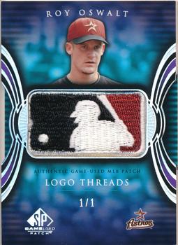 2004 SP Game Used Patch - Logo Threads #LT-RO Roy Oswalt Front