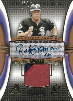 2004 SP Game Used Patch - Significant Numbers Autograph #RA Roberto Alomar Front