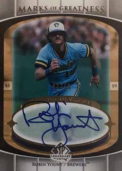 2004 SP Legendary Cuts - Marks of Greatness Autos #MG-RY Robin Yount Front