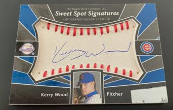 2004 Upper Deck Sweet Spot - Sweet Spot Signatures Red Stitch #SS-KW Kerry Wood Front