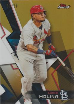 2018 Finest - Gold Refractor #24 Yadier Molina Front