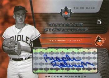 2004 Upper Deck Ultimate Collection - Signatures #BR1 Brooks Robinson Front