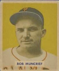 1949 Bowman #221 Bob Muncrief Front