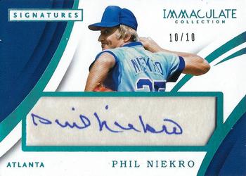 2018 Panini Immaculate Collection - Immaculate Parchment Signatures Blue #PS-PN Phil Niekro Front