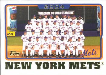 2005 Topps #656 New York Mets Front