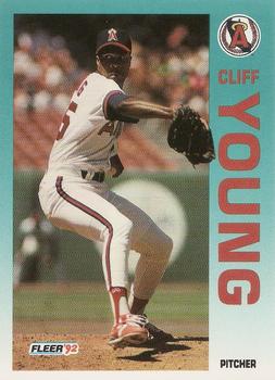 1992 Fleer #73 Cliff Young Front