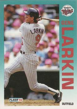 1992 Fleer #207 Gene Larkin Front