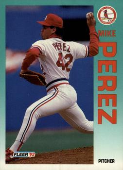 1992 Fleer #588 Mike Perez Front