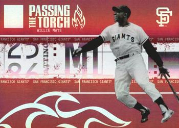 2005 Donruss Elite - Passing the Torch Red #PT-30 Willie Mays Front