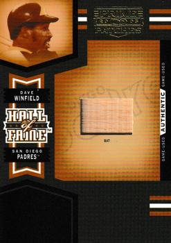 2005 Donruss Prime Patches - Hall of Fame Materials Bat #HF-7 Dave Winfield Front