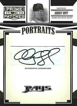 2005 Donruss Prime Patches - Portraits Autograph #P-79 Aubrey Huff Front