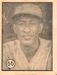1945-46 Caramelo Deportivo Cuban League #66 Luis Tiant Front
