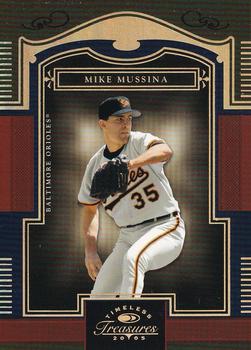2005 Donruss Timeless Treasures - Gold #37 Mike Mussina Front