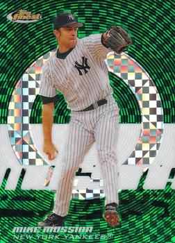 2005 Finest - X-Fractors Green #94 Mike Mussina Front