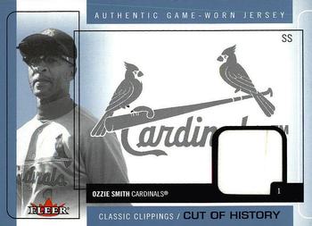 2005 Fleer Classic Clippings - Cut of History Single Jersey Blue #CH-OS Ozzie Smith Front