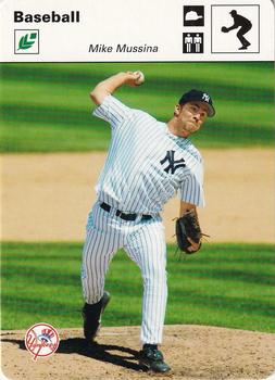 2005 Leaf - Sportscasters 30 White Fielding-Hat #30 Mike Mussina Front