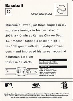 2005 Leaf - Sportscasters 35 Teal Fielding-Bat #30 Mike Mussina Back