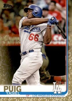 2019 Topps - Gold #162 Yasiel Puig Front