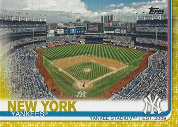 2019 Topps - Yellow #47 Yankee Stadium Front