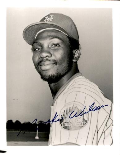 1981 New York Mets Photos 4x5 #NNO Mookie Wilson Front