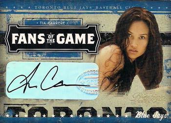 2005 Playoff Prestige - Fans of the Game Signature Gold #FG-2 Tia Carrere Front
