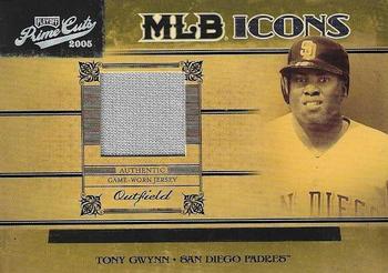 2005 Playoff Prime Cuts - MLB Icons Material Jersey #MLB-42 Tony Gwynn Front