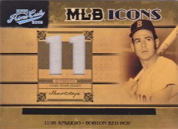 2005 Playoff Prime Cuts - MLB Icons Material Jersey Number #MLB-28 Luis Aparicio Front