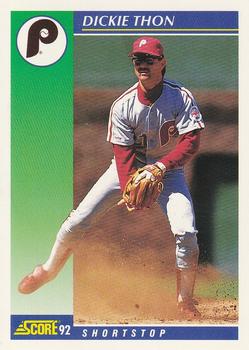 1992 Score #24 Dickie Thon Front