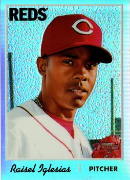 2019 Topps Heritage - Chrome Refractor (Walmart Exclusives) #THC-320 Raisel Iglesias Front