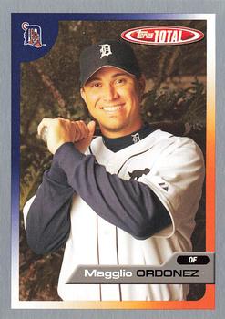 2005 Topps Total - Silver #379 Magglio Ordonez Front