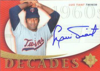 2005 UD Ultimate Signature Edition - Decades #SD-LT Luis Tiant Front