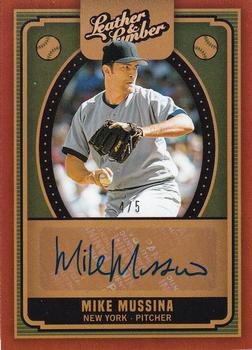 2019 Panini Leather & Lumber - Autographs Holo Gold #AU-MM Mike Mussina Front