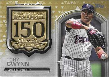 2019 Topps - 150th Anniversary Commemorative Medallions Gold (Series Two) #AMM-TG Tony Gwynn Front